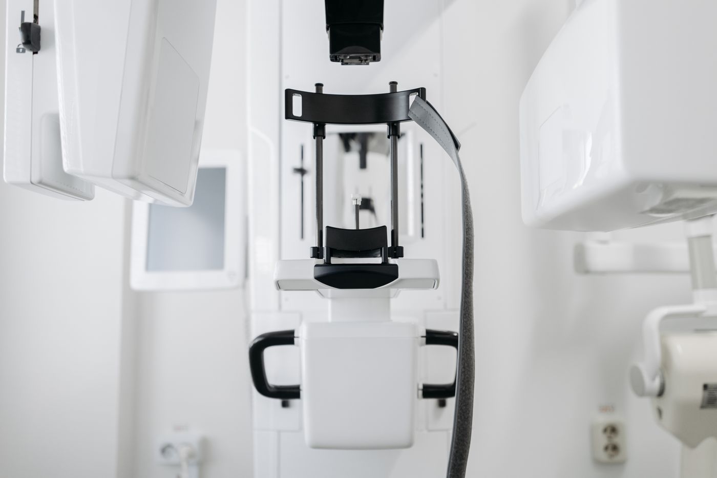 What a 3D Scan Shows That an X-Ray Cannot
