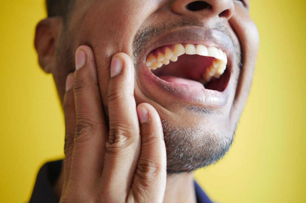 Emergency Root Canal in Charleston: When Tooth Pain Cannot Wait
