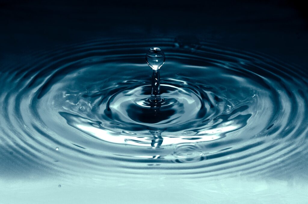 GentleWave cleans the canal system with a fluid vortex rather than files alone